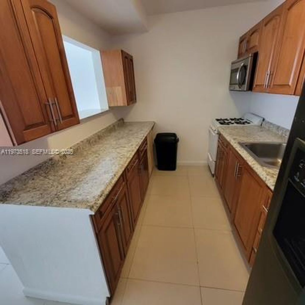 Photo of 1845 Pembroke Rd #3-22, Hollywood, FL 33020 (MLS # A11973518)