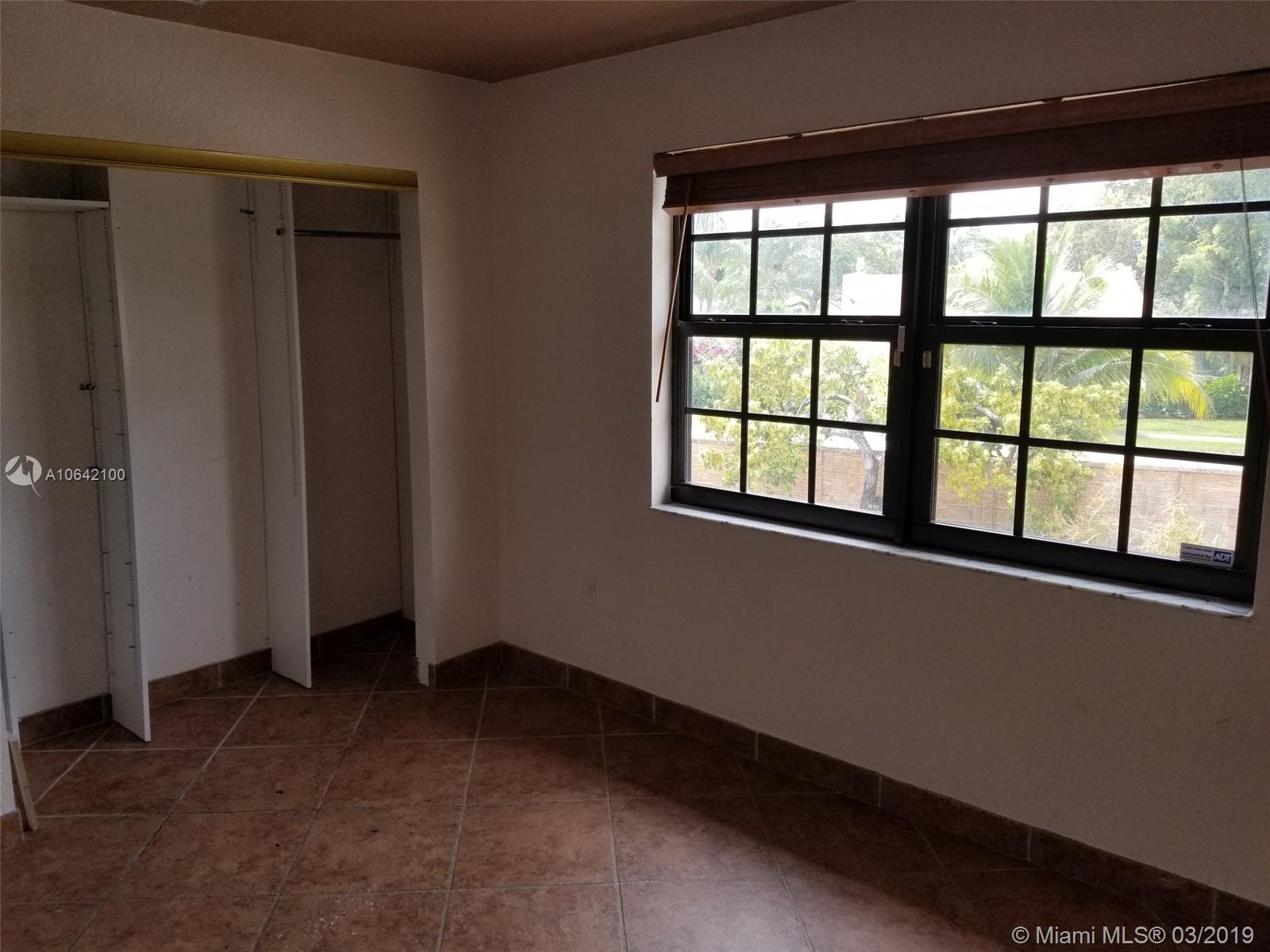 WEST ESPLANADE - Residential