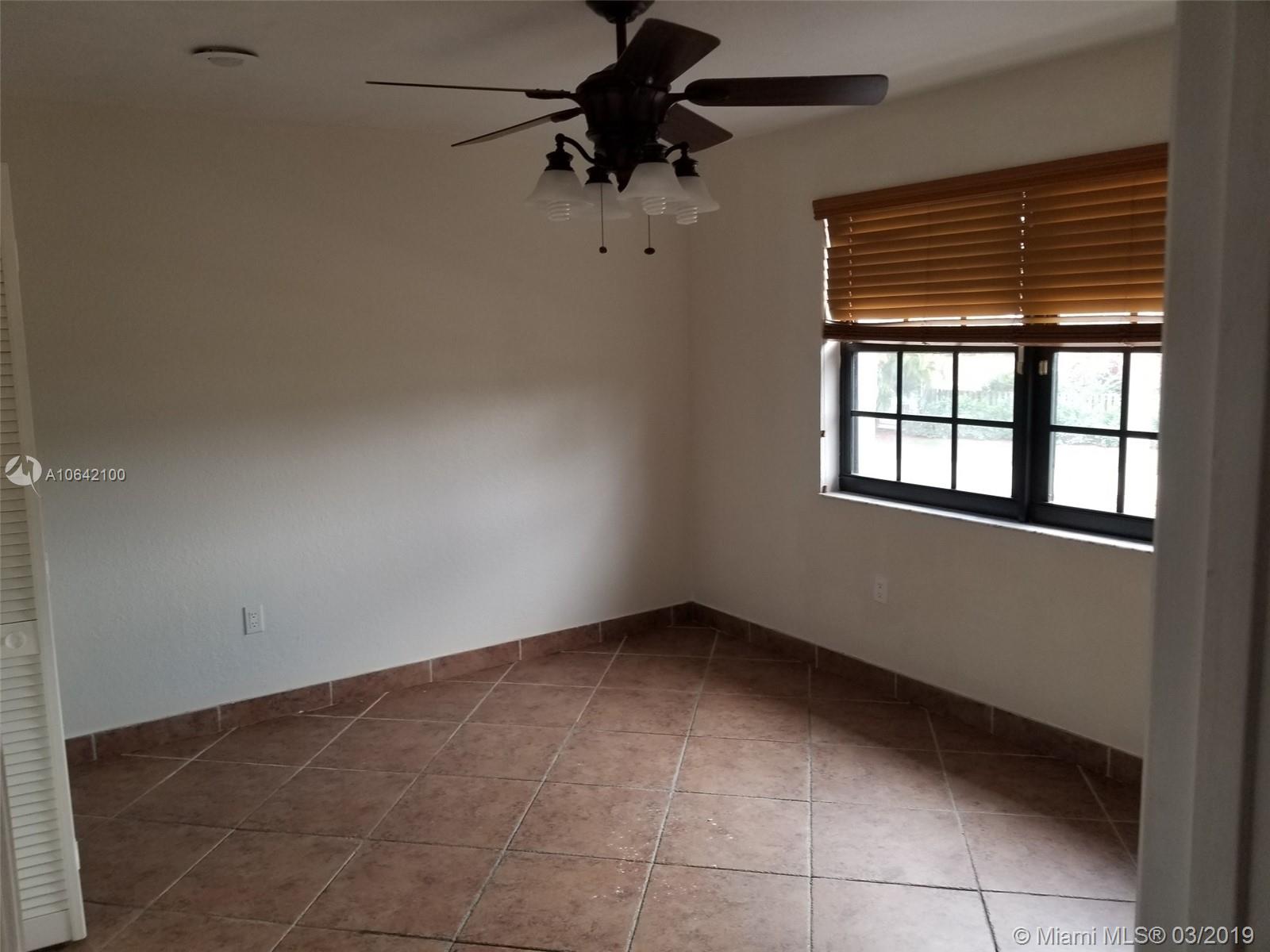 WEST ESPLANADE - Residential