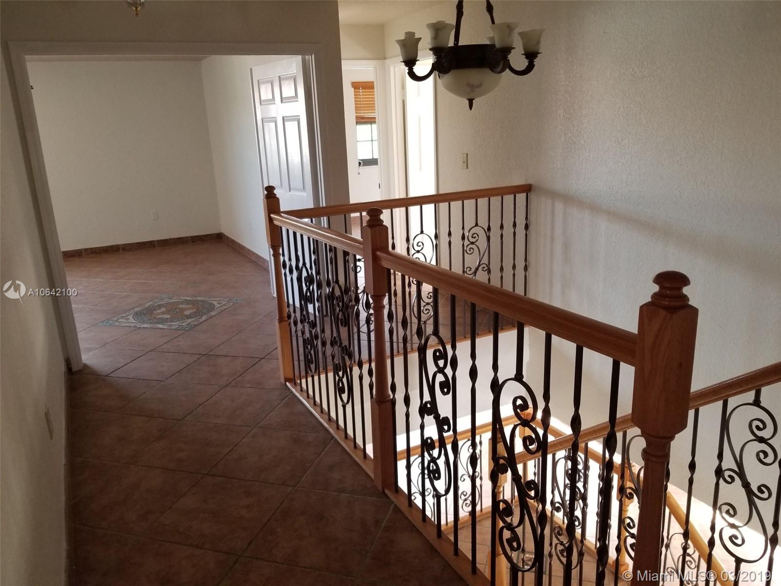 WEST ESPLANADE - Residential