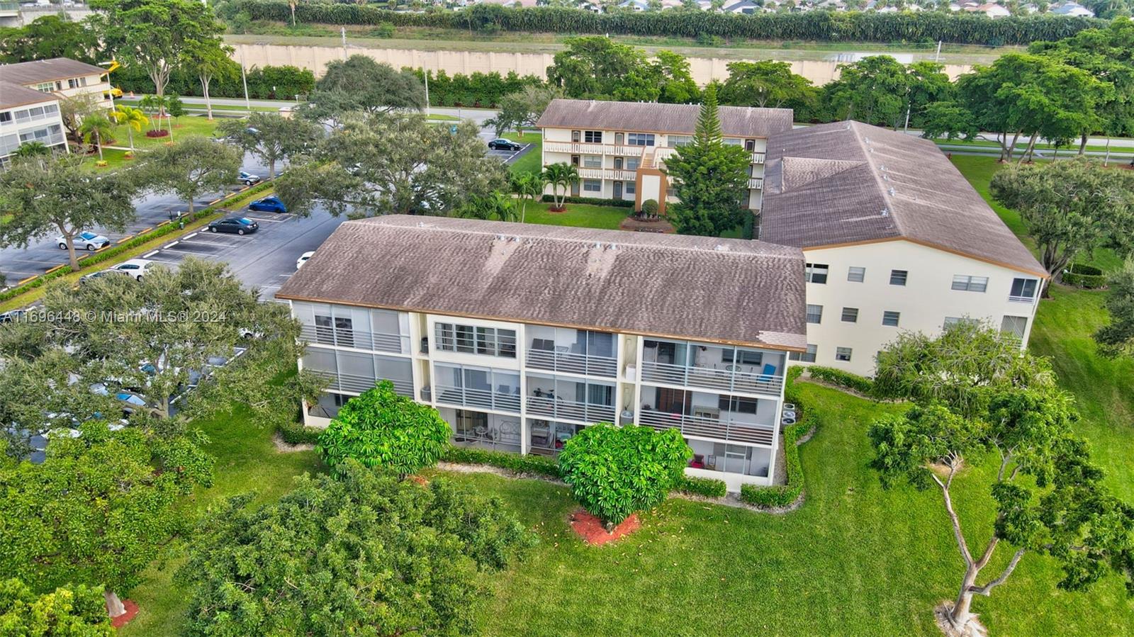MANSFIELD AT CENTURY VILL - Residential