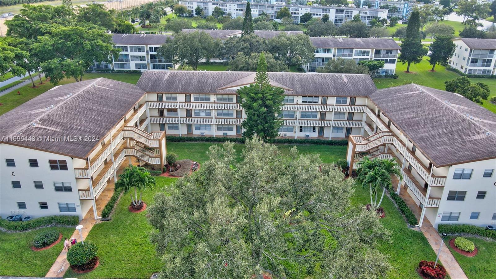 MANSFIELD AT CENTURY VILL - Residential