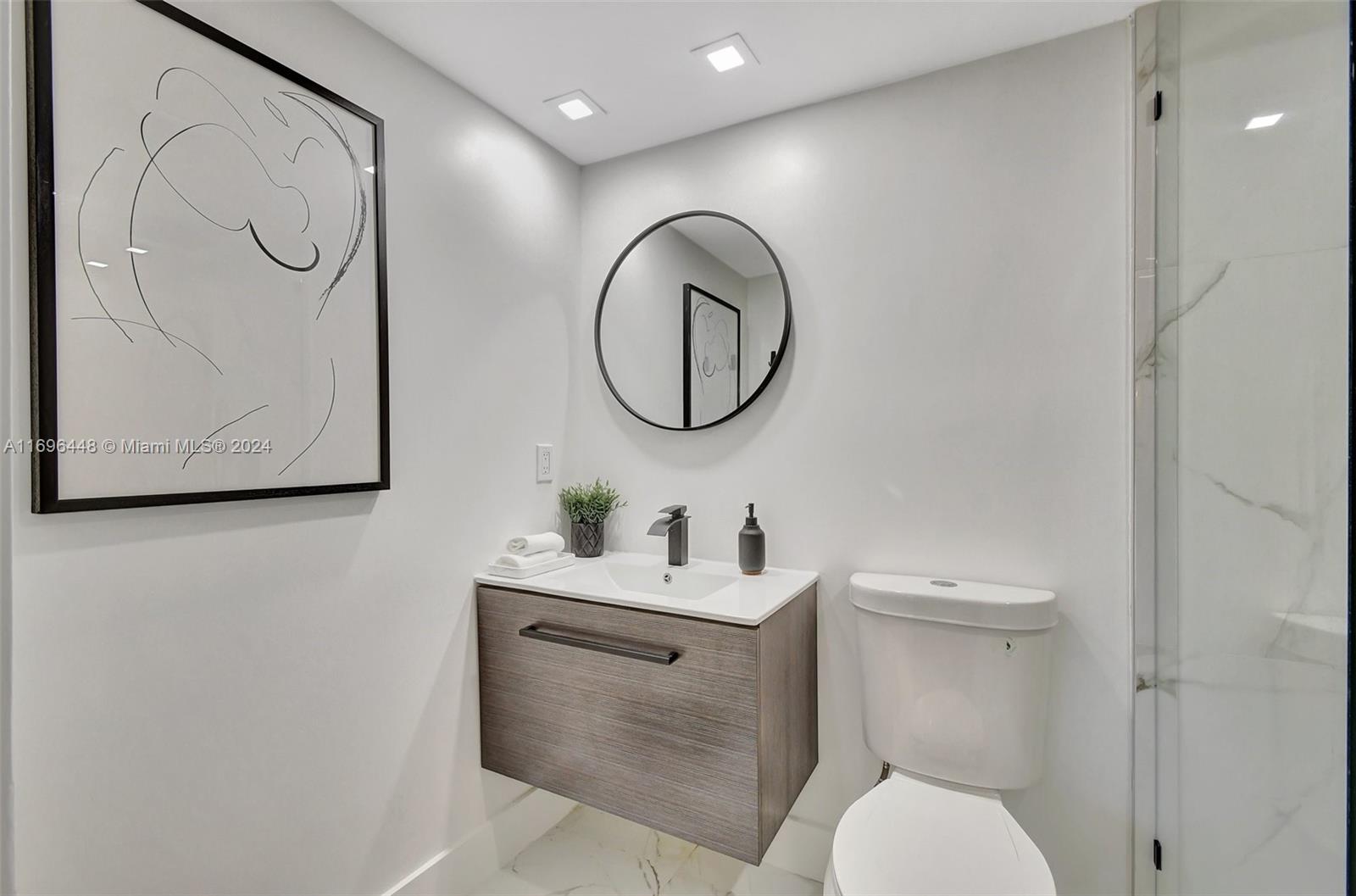 MANSFIELD AT CENTURY VILL - Residential