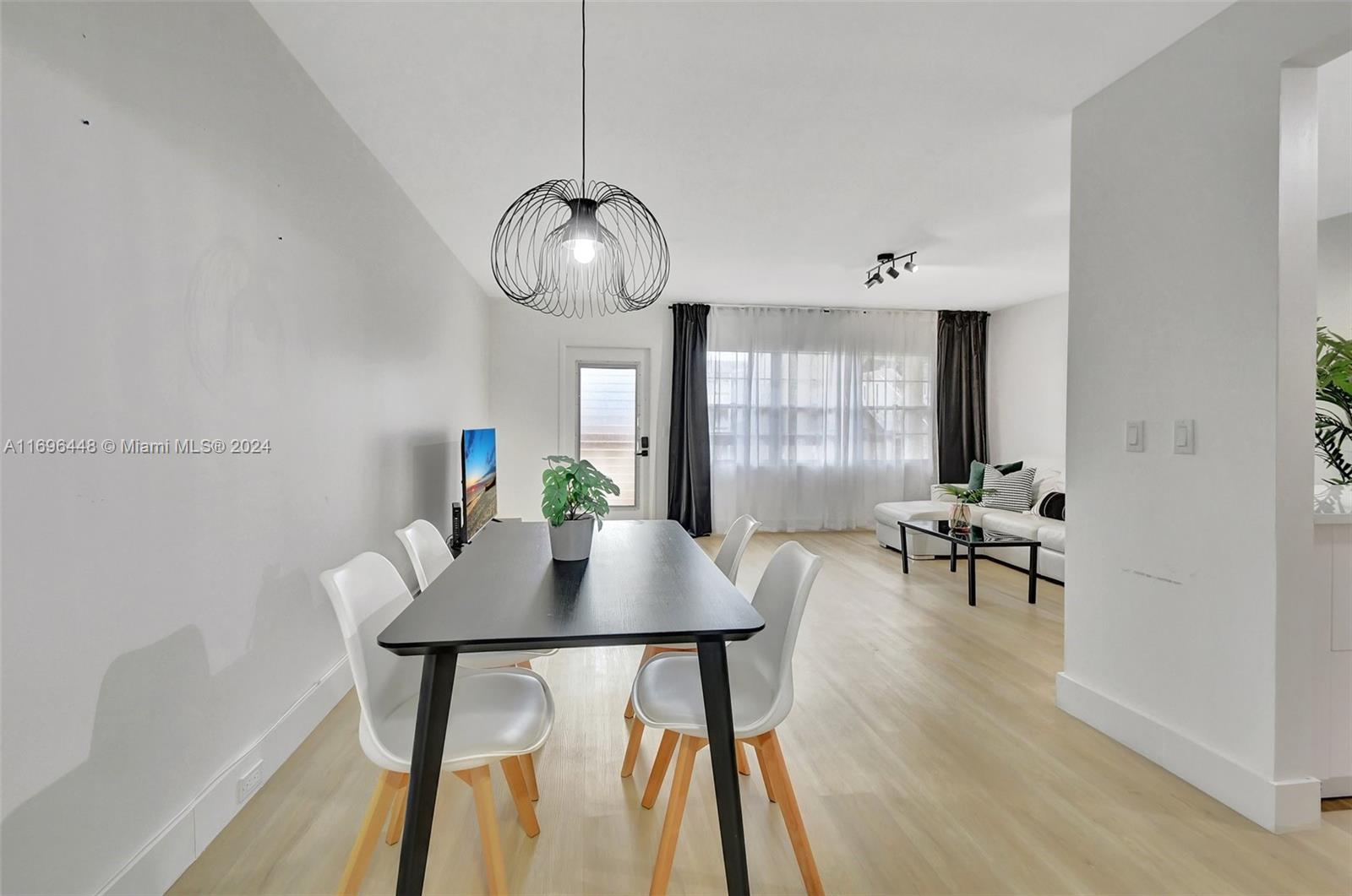 MANSFIELD AT CENTURY VILL - Residential