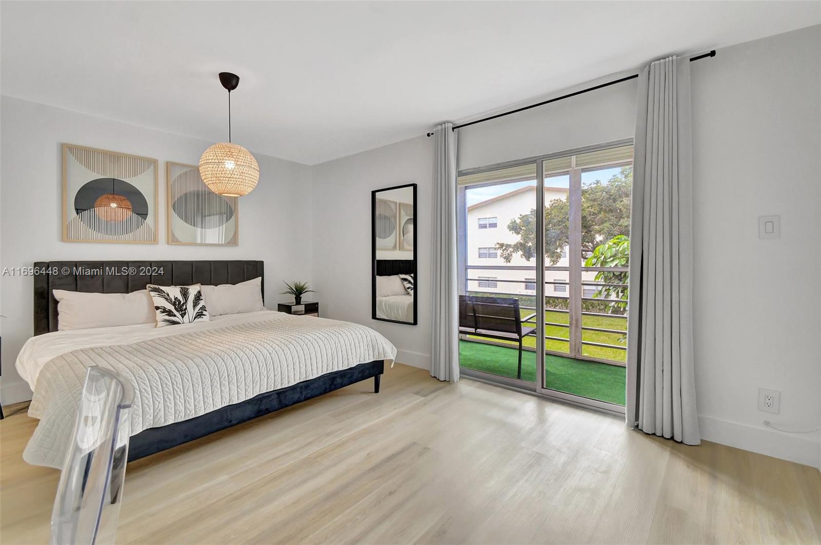 MANSFIELD AT CENTURY VILL - Residential