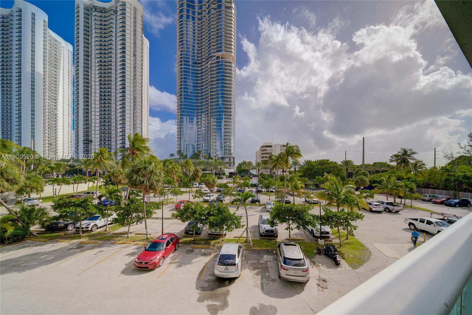 ARLEN HOUSE EAST CONDO - Residential