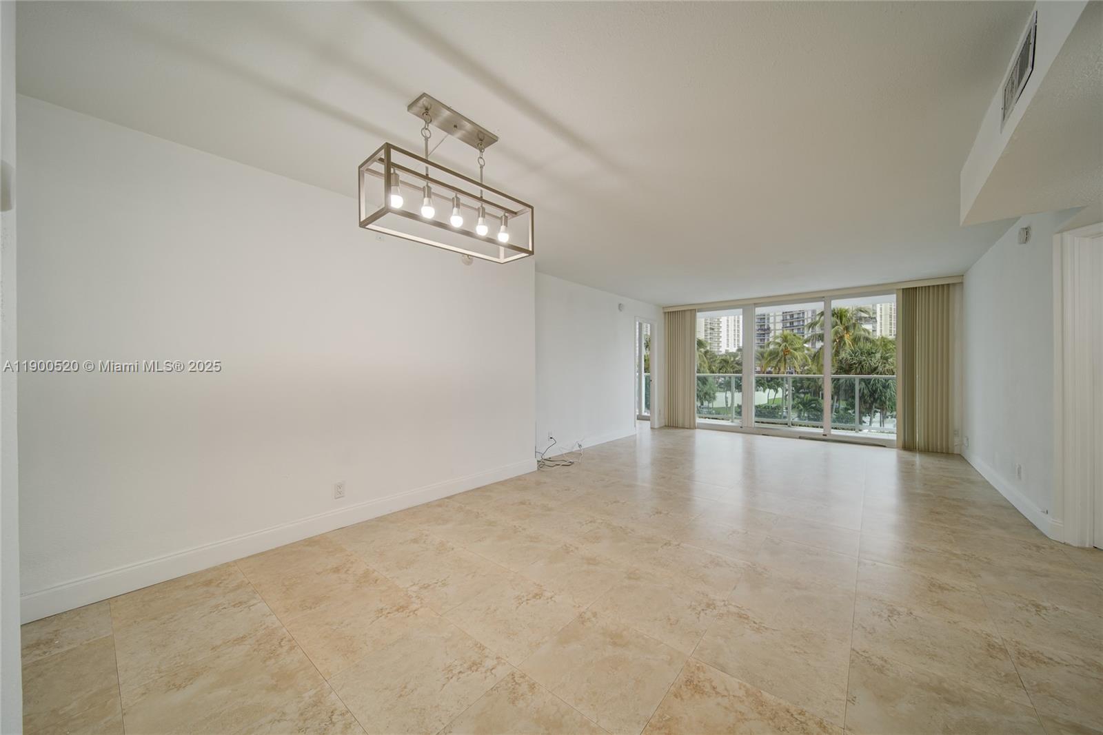 100 Bayview Dr 214