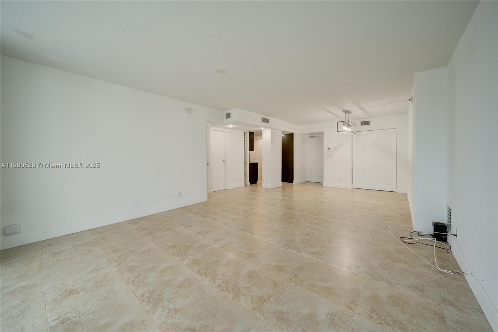 ARLEN HOUSE EAST CONDO - Residential