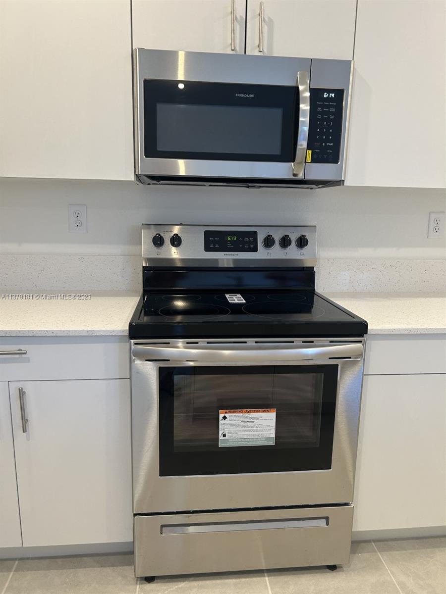 PINE ISLE - Residential Lease
