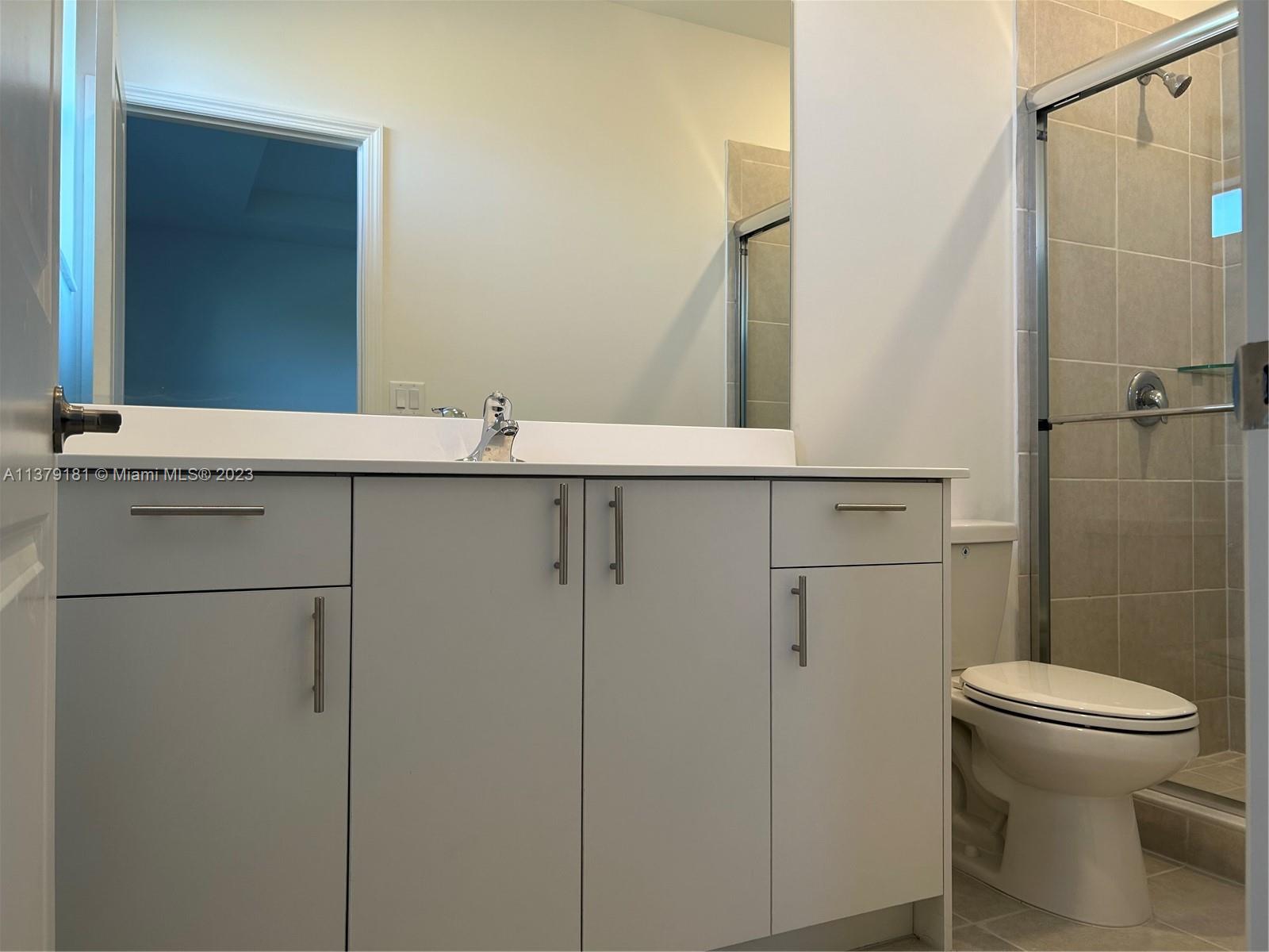 PINE ISLE - Residential Lease