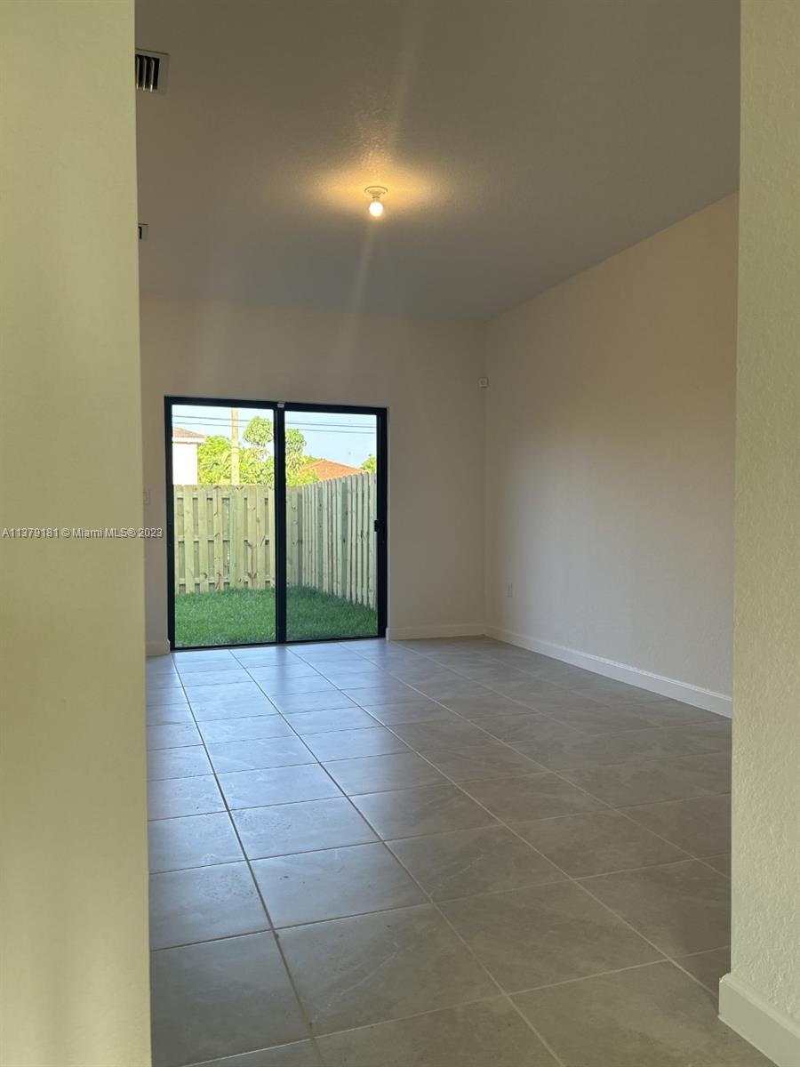 PINE ISLE - Residential Lease