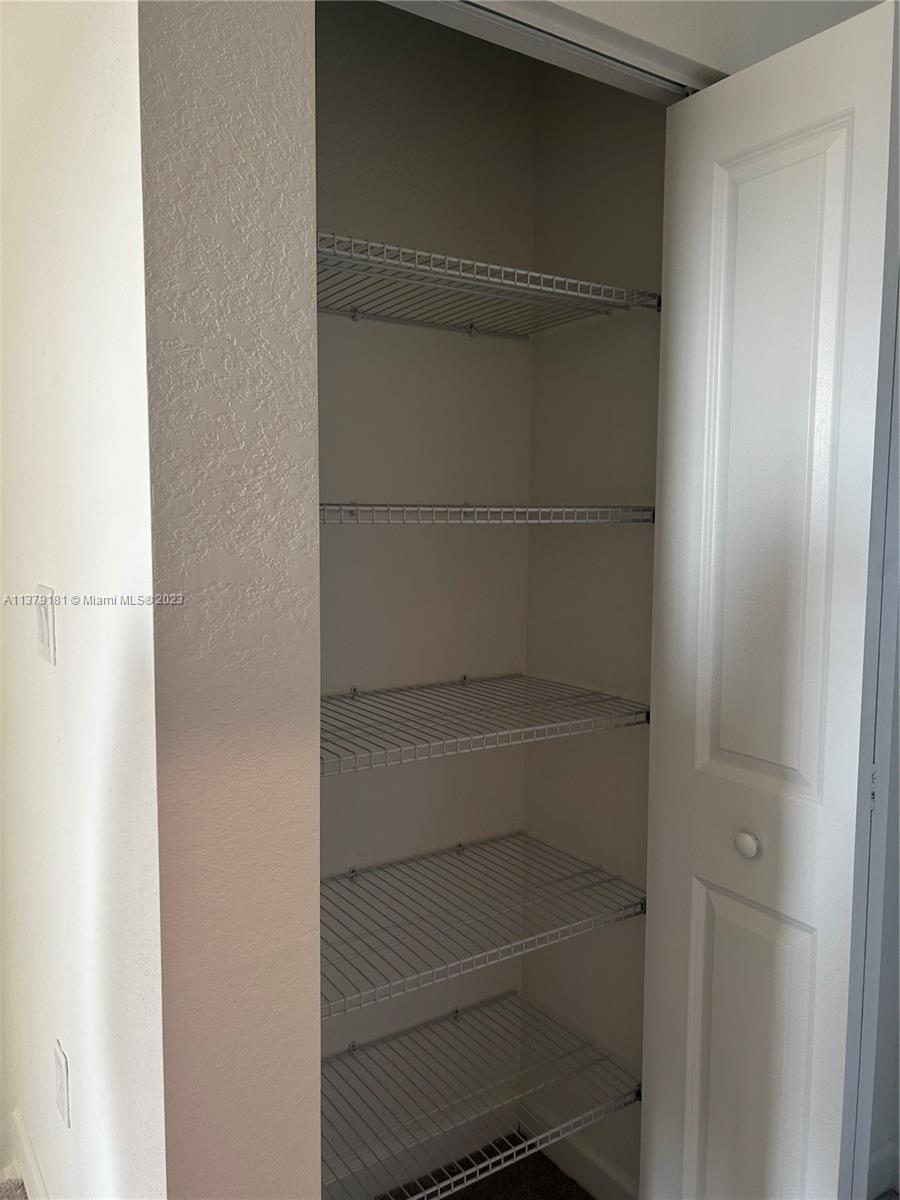 PINE ISLE - Residential Lease