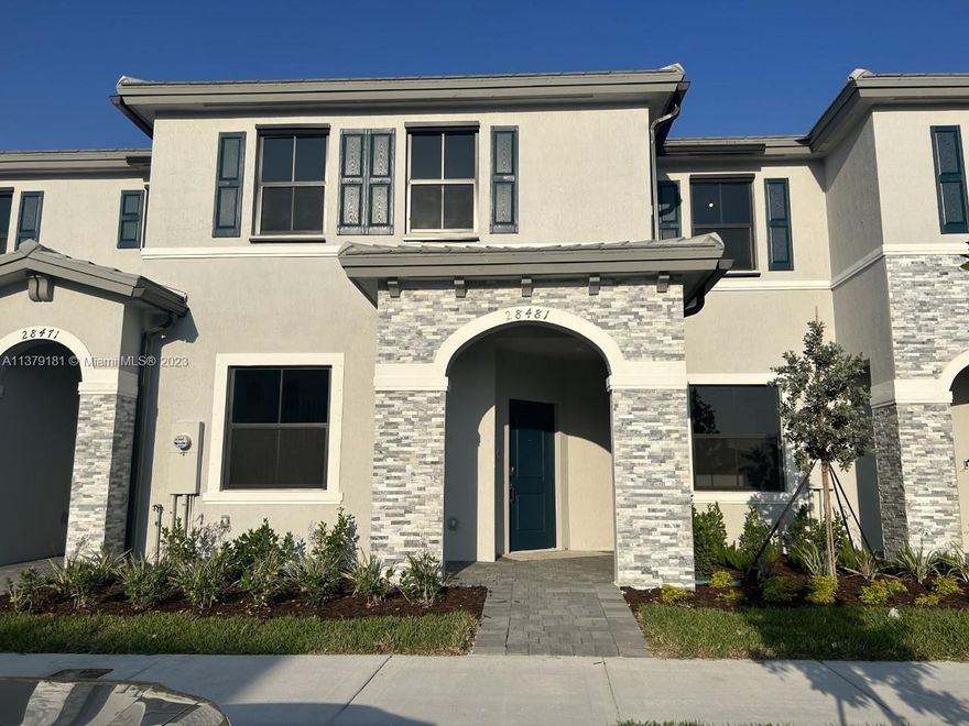 BRAND NEW TOWNHOUSE in PINEVISTA!!! 3 Bedrooms / 2,5 Baths. Stainless steel appliances, quartz countertops. Tile on first floor and carpet on second floor. Window blinds, washer/dryer. 2 assigned parking spaces in front of property. No neighbors on the back!! Fenced backyard. Great location, you will find Amazon Warehouse, Airforce Base, Walmart, Publix, Baptist Hospital, shops within 10 mins driving distance. Gated community. 5 mins to Turnpike.