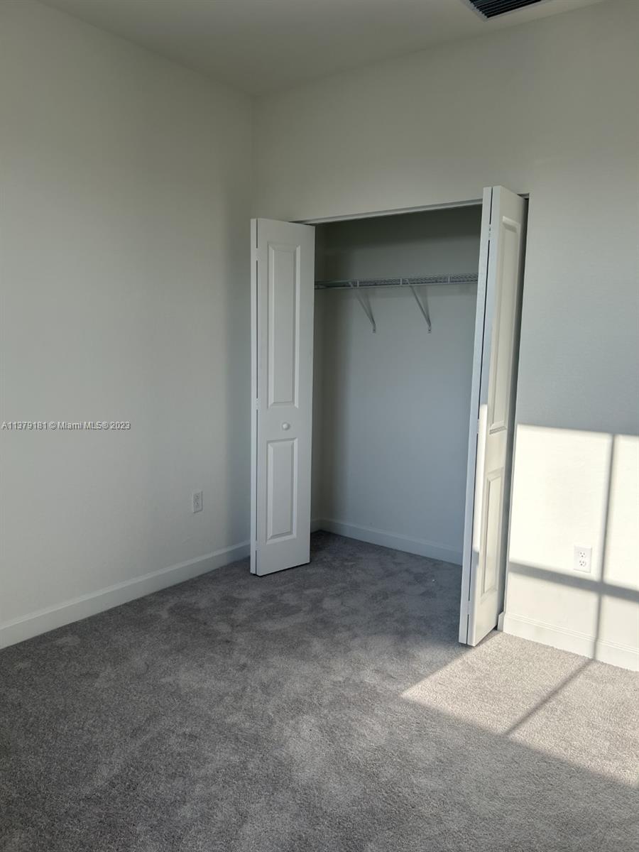 PINE ISLE - Residential Lease
