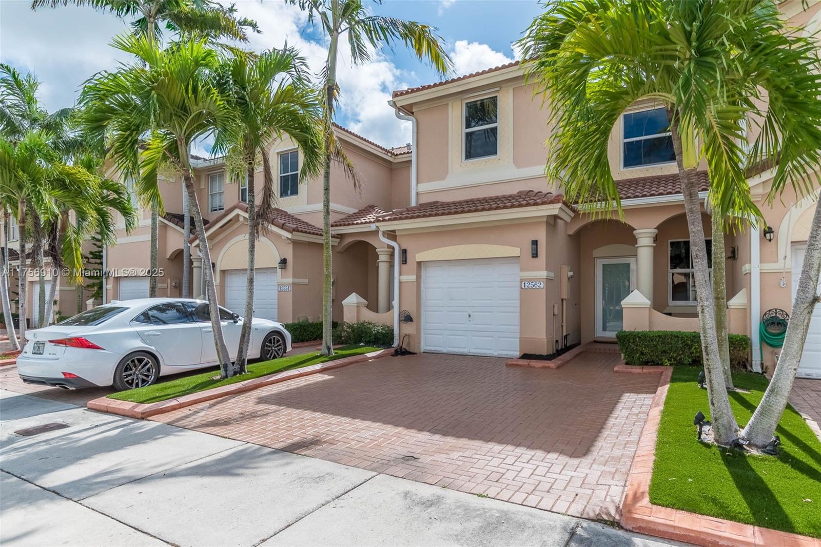 Property for Sale at 12562 Sw 125th Ter 12562, Miami, Broward County, Florida - Bedrooms: 3 
Bathrooms: 3  - $519,000