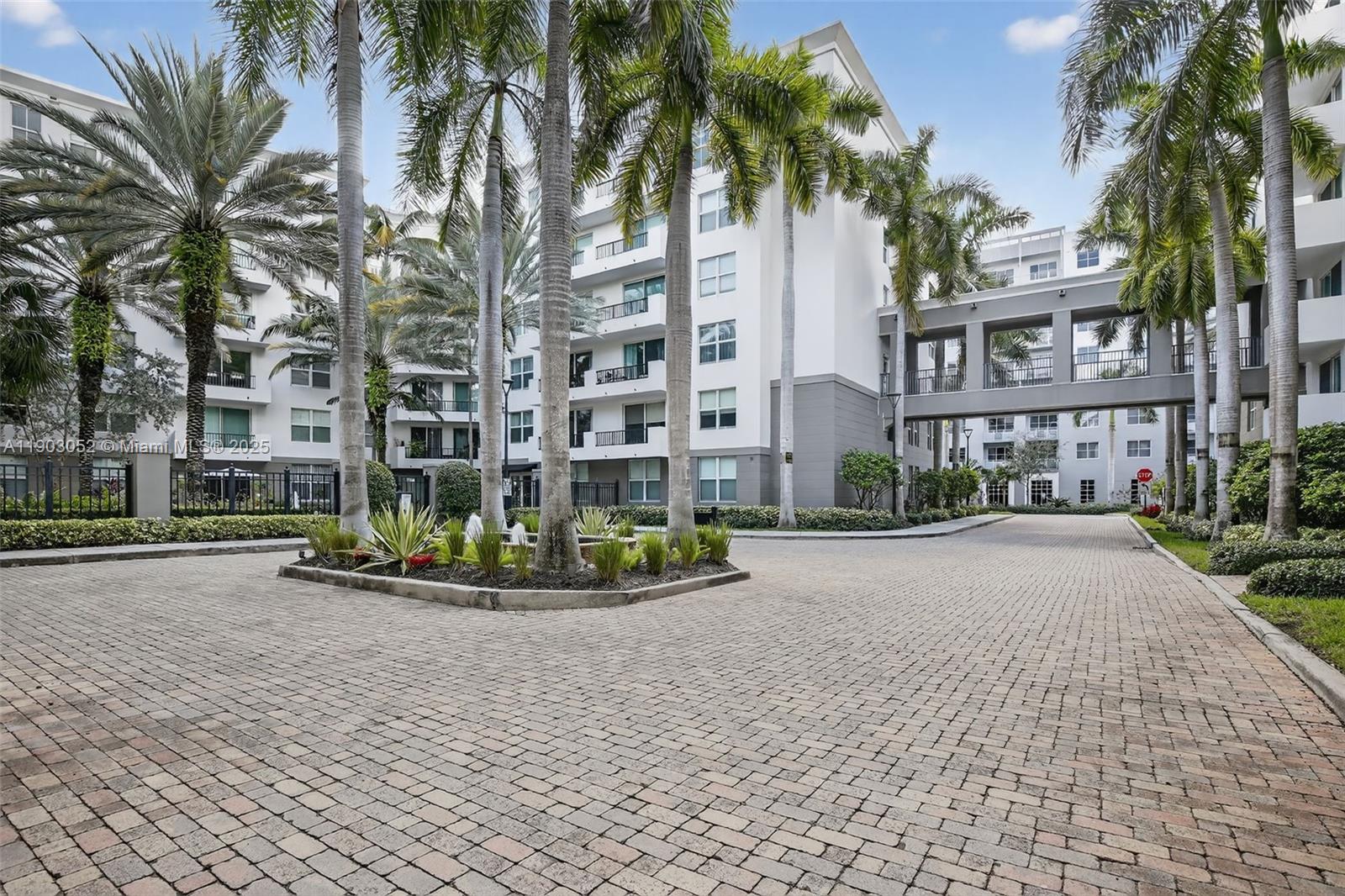 LAUDERDALE ONE CONDO - Residential