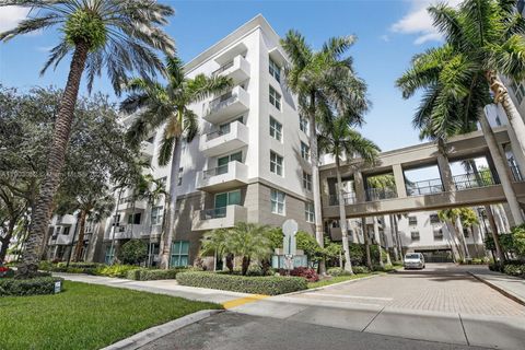 Photo of 2421 NE 65th St #508, Fort Lauderdale, FL 33308 (MLS # A11903052)