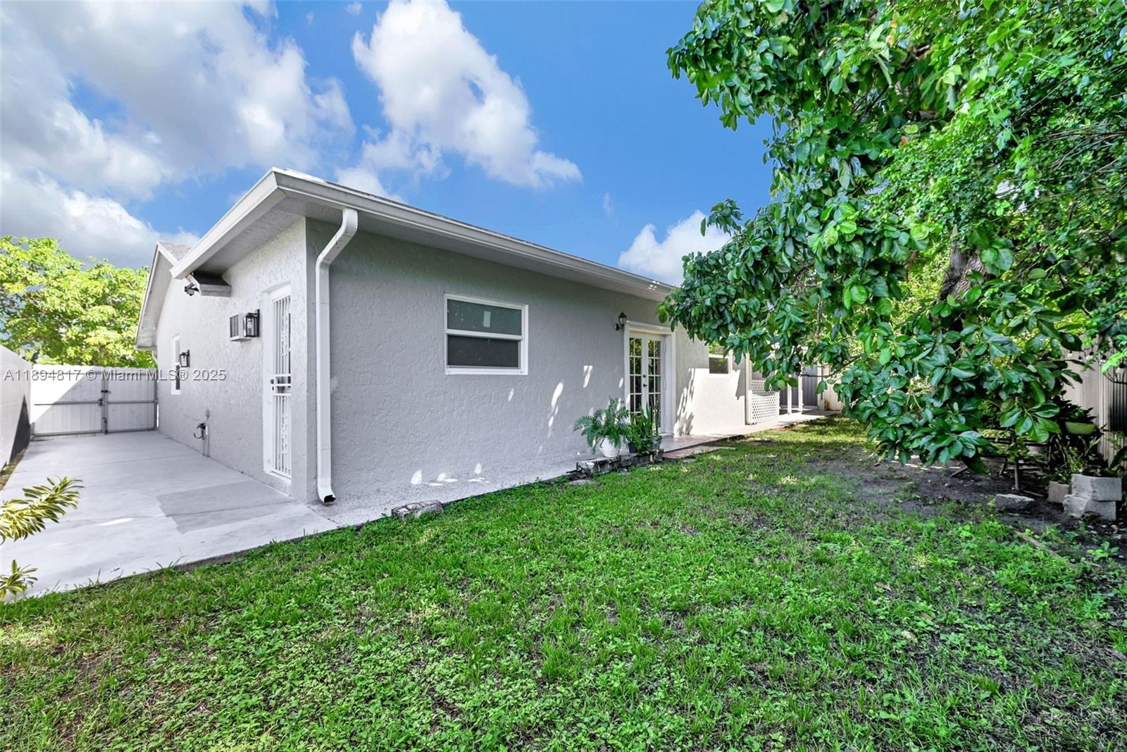 PINE LAKE SEC 1 - Residential