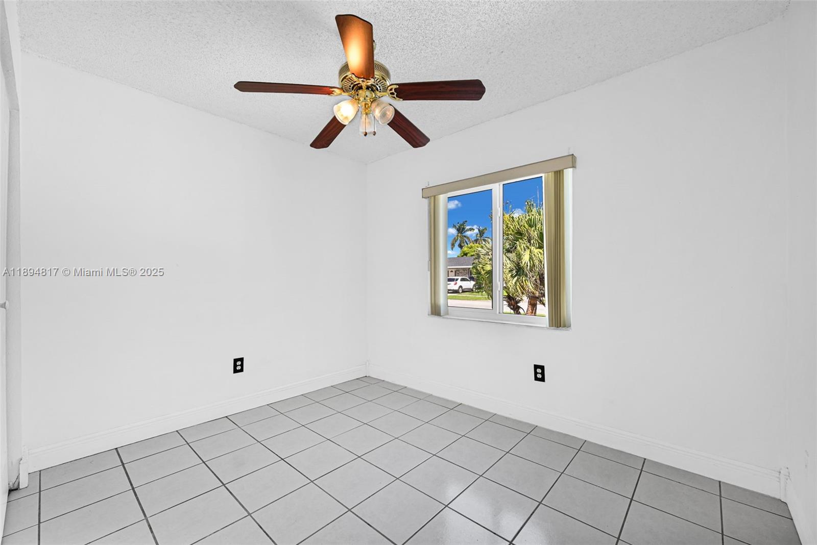 PINE LAKE SEC 1 - Residential