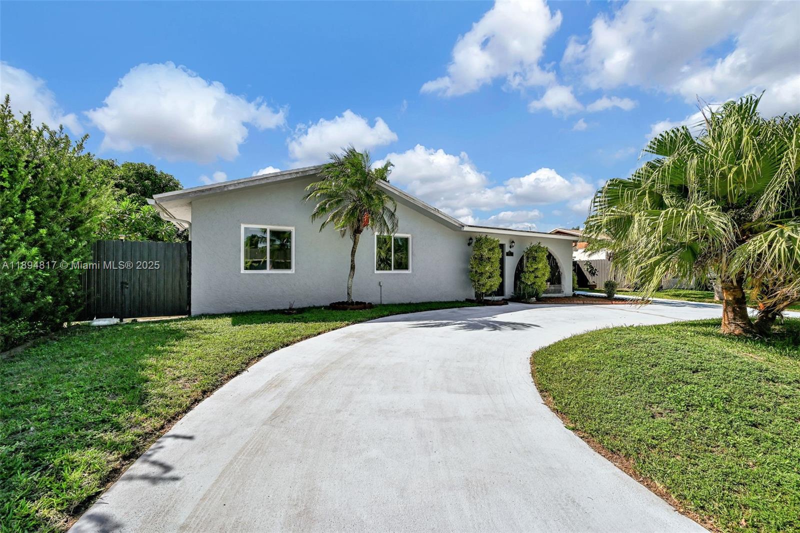 PINE LAKE SEC 1 - Residential