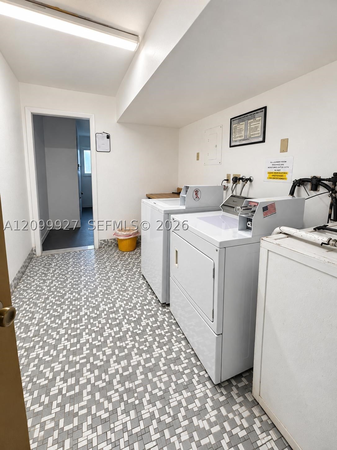 701 NE 1st Ct 210