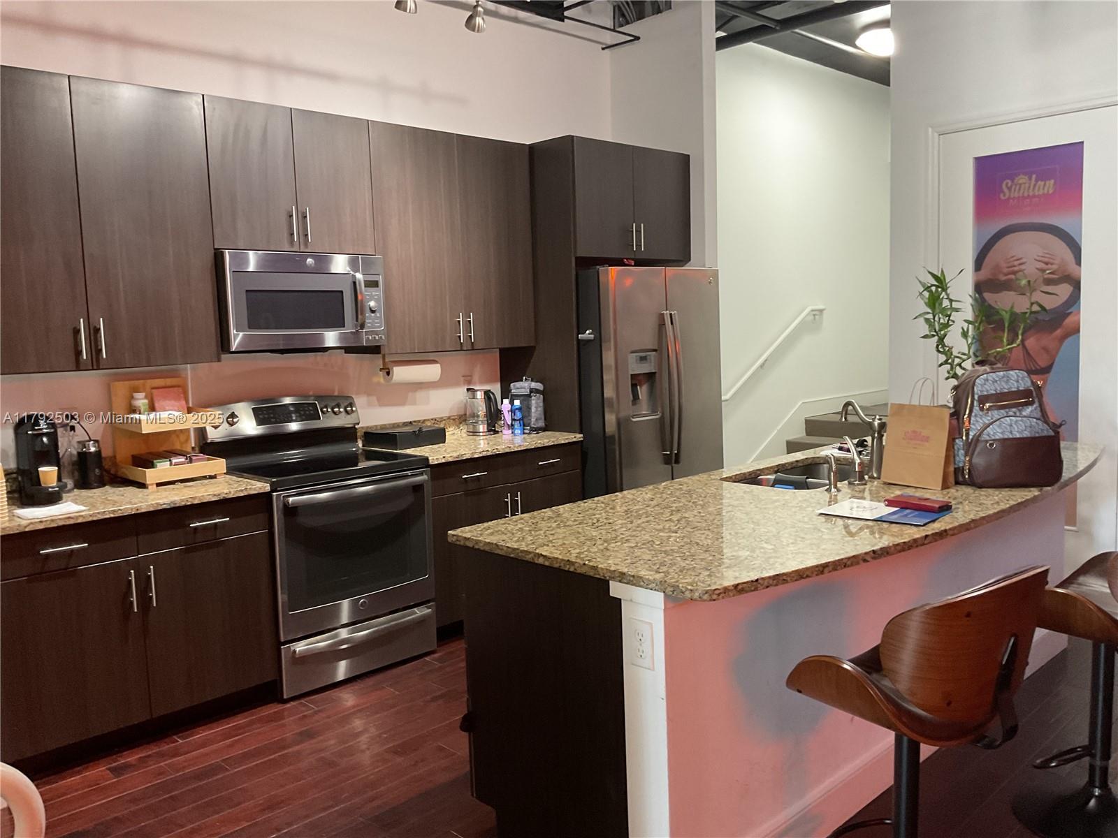 480 Hibiscus St Suite CU-2