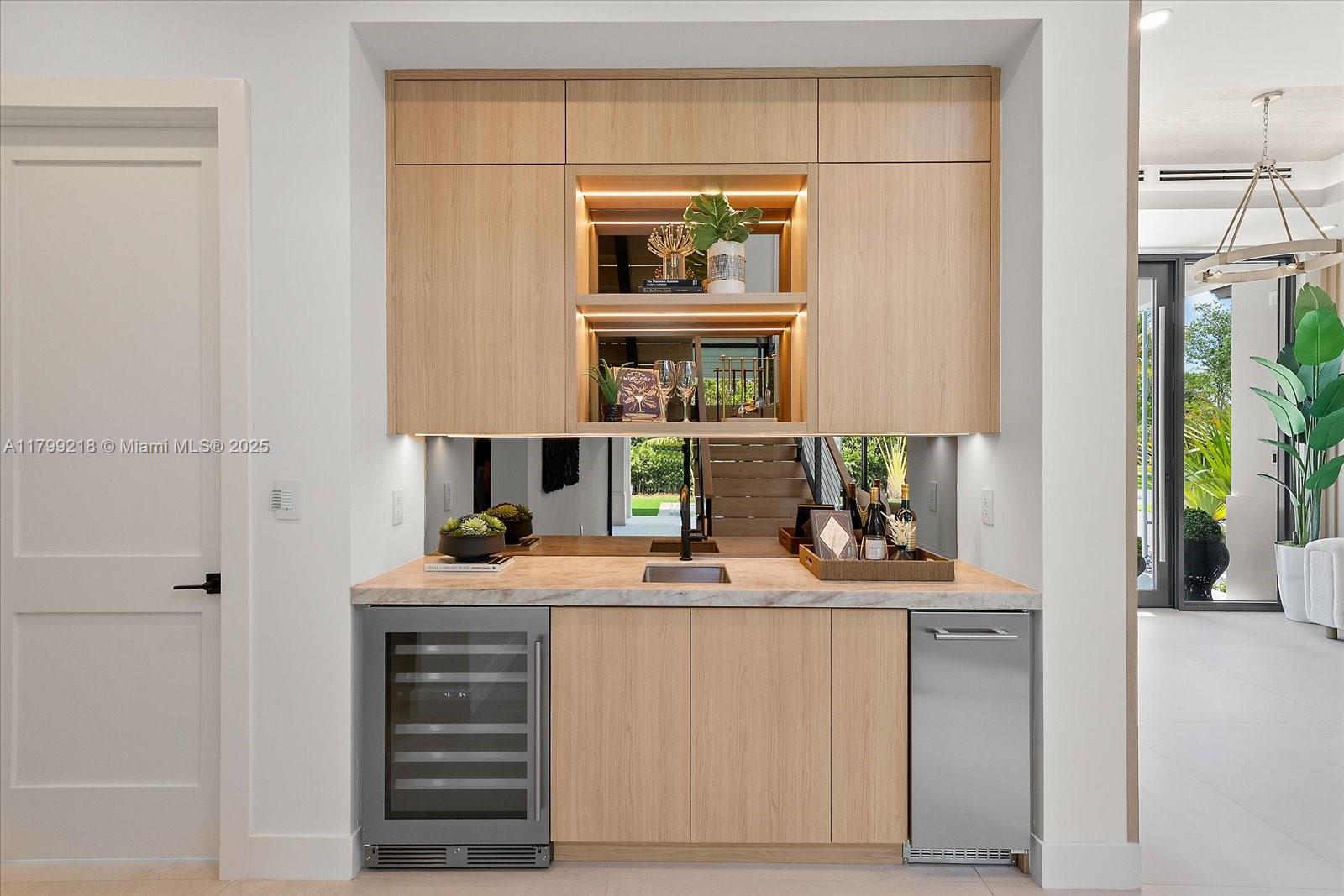 SUNILAND MANOR 1ST ADDN - Residential