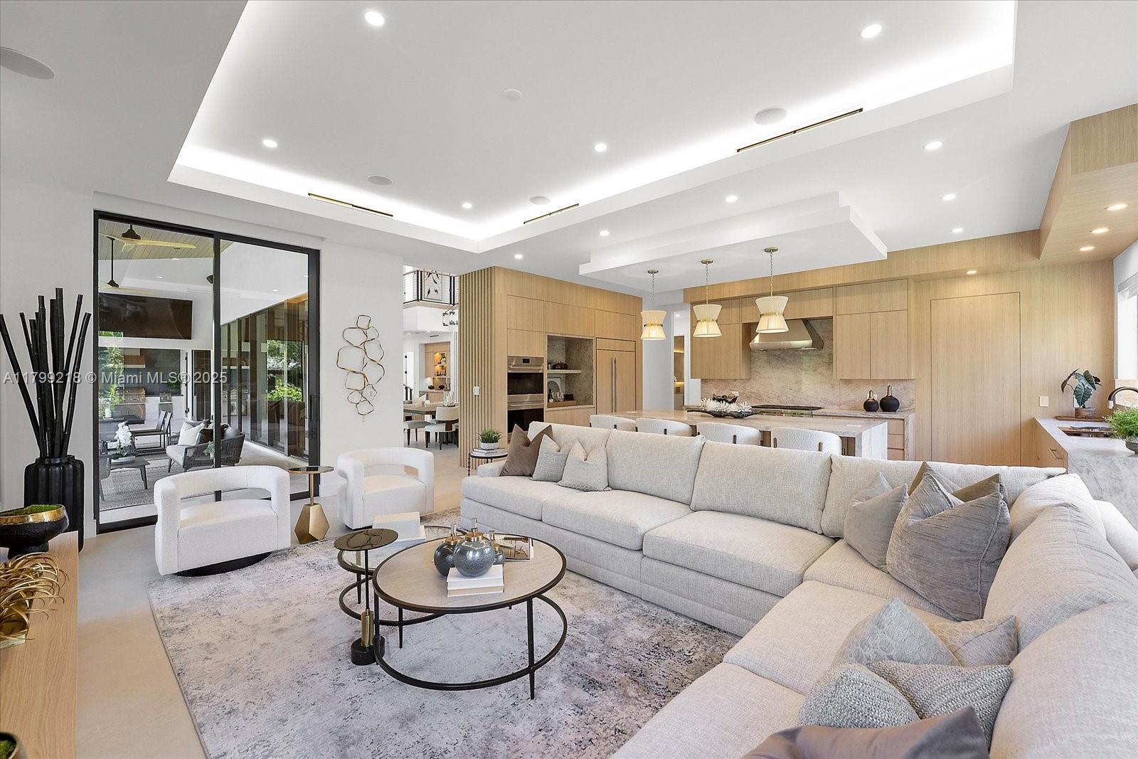 SUNILAND MANOR 1ST ADDN - Residential
