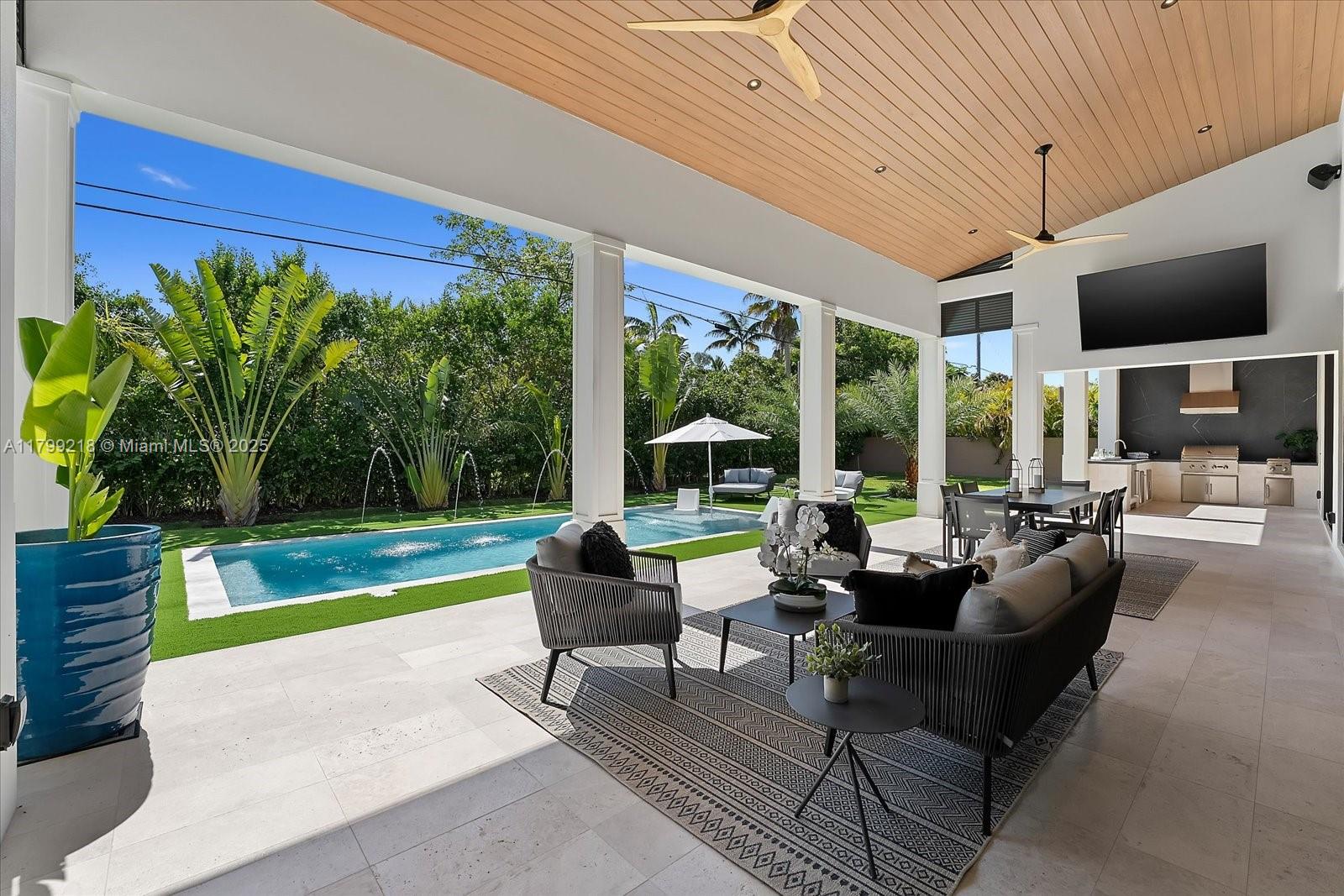 SUNILAND MANOR 1ST ADDN - Residential