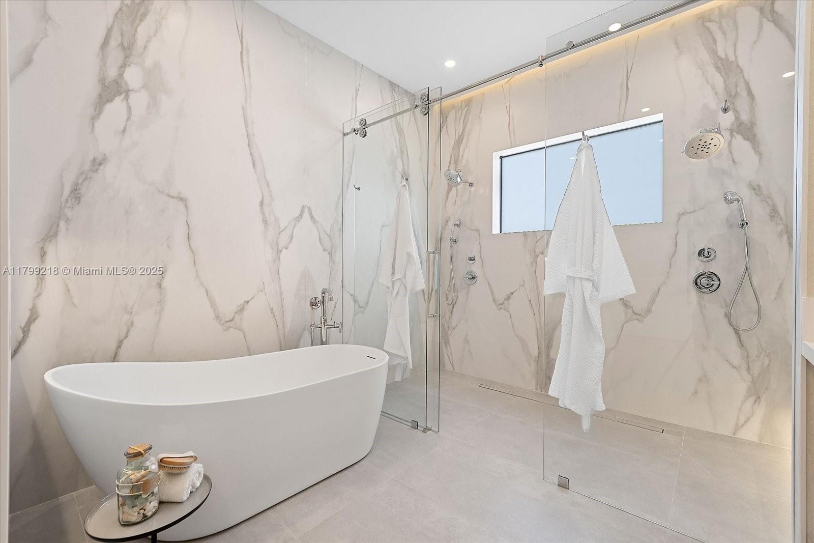 SUNILAND MANOR 1ST ADDN - Residential