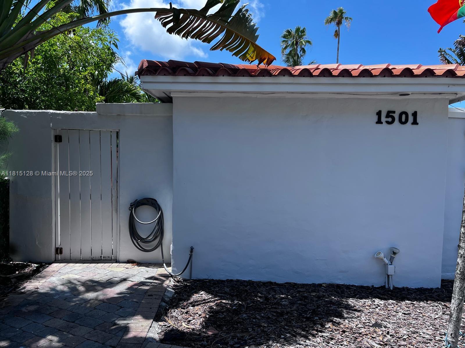 NORMANDY WATERWAY SUB - Residential Lease