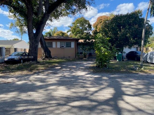 Property for Sale at 14710 Ne 5 Ct, Miami, Broward County, Florida - Bedrooms: 4 
Bathrooms: 3  - $650,000