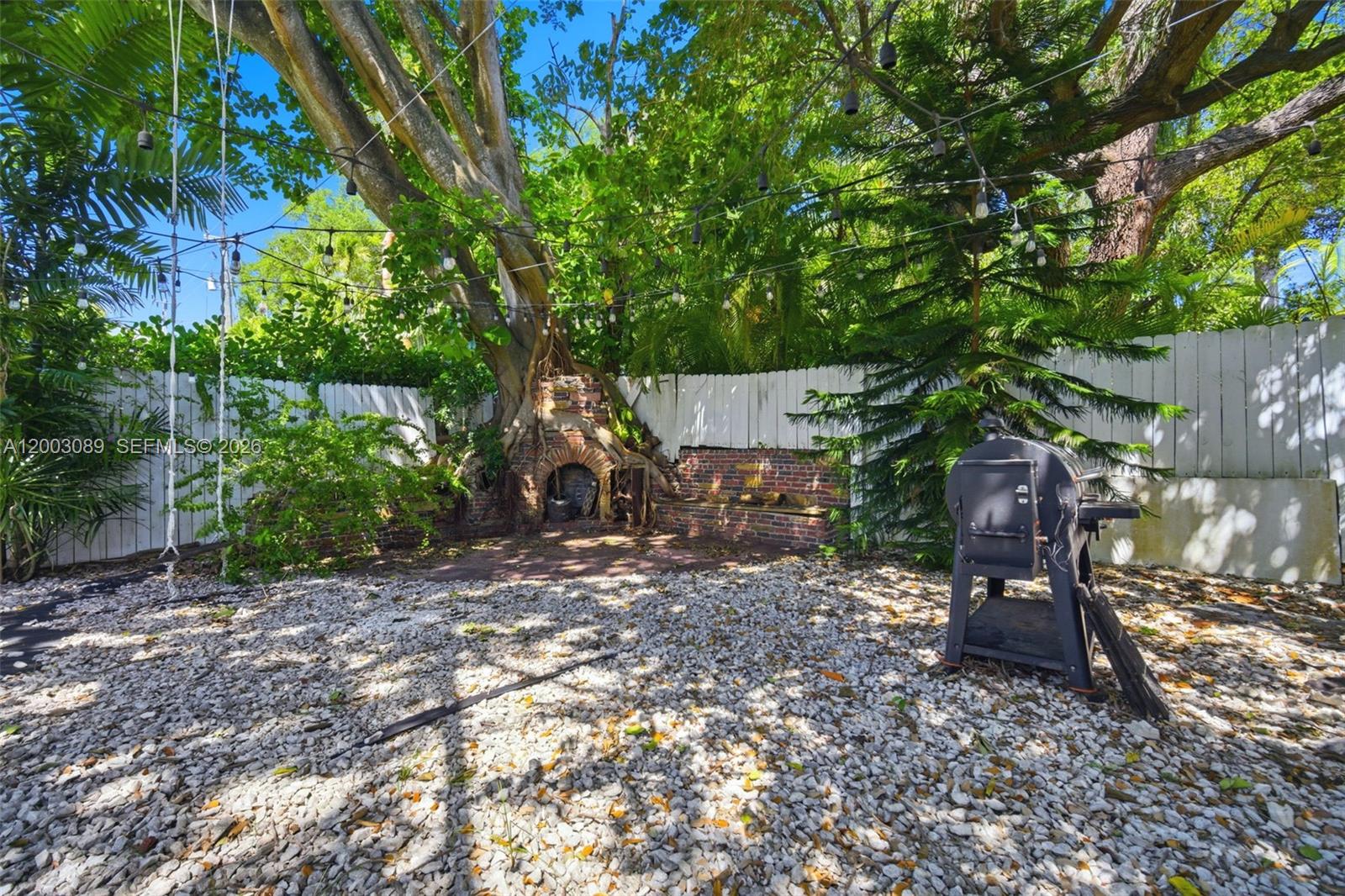 BRICKELL HAMMOCK UN 1 - Residential