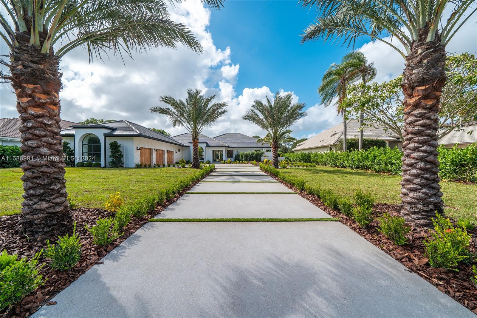 BREAKERS WEST 5 - Residential