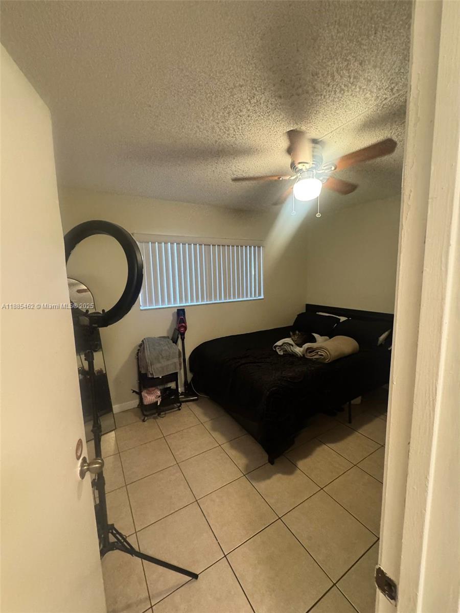 COURTYARDS AT DAVIE CONDO - Residential