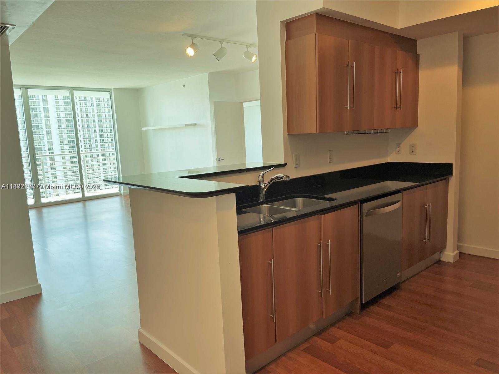 325 S Biscayne Blvd 2619