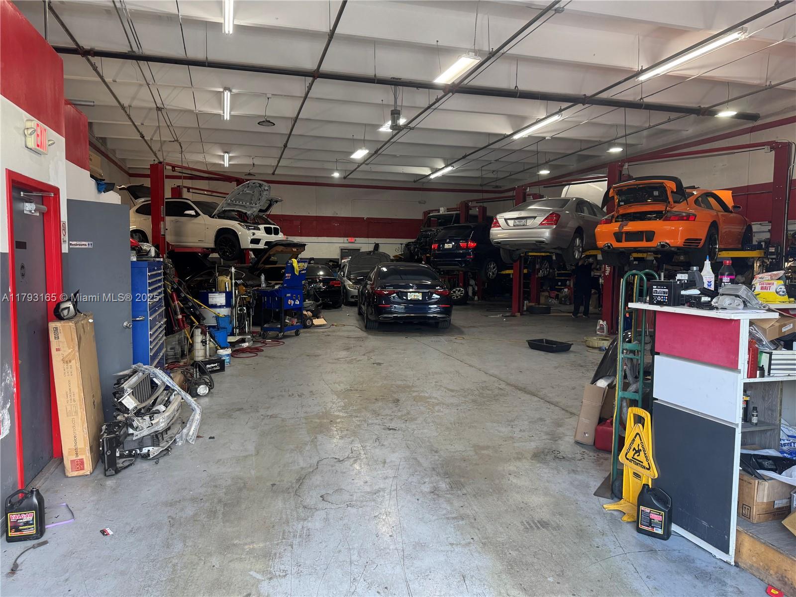 12600 SW 130th St 1-2-3-4-5-6-7-8-9-10-11-1
