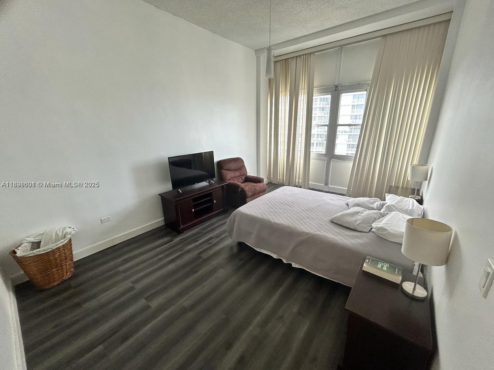 CARIBBEAN TOWERS CONDO - Residential Lease