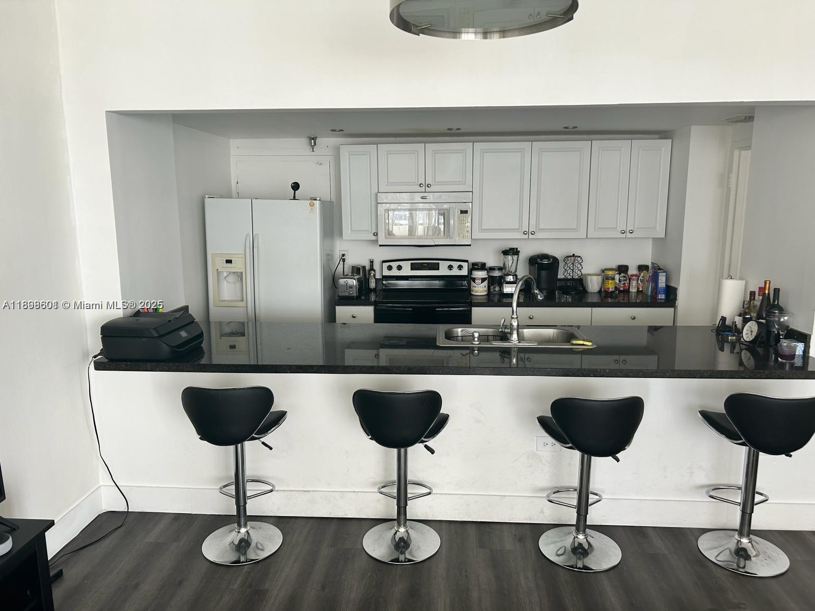 CARIBBEAN TOWERS CONDO - Residential Lease