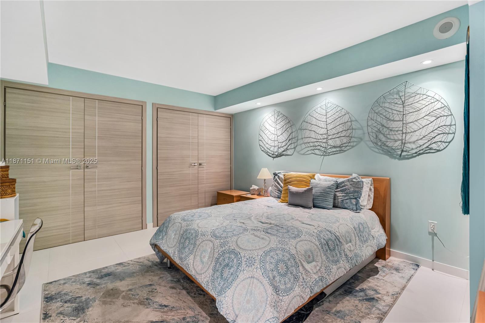 BAL HARBOUR 101 CONDO - Residential