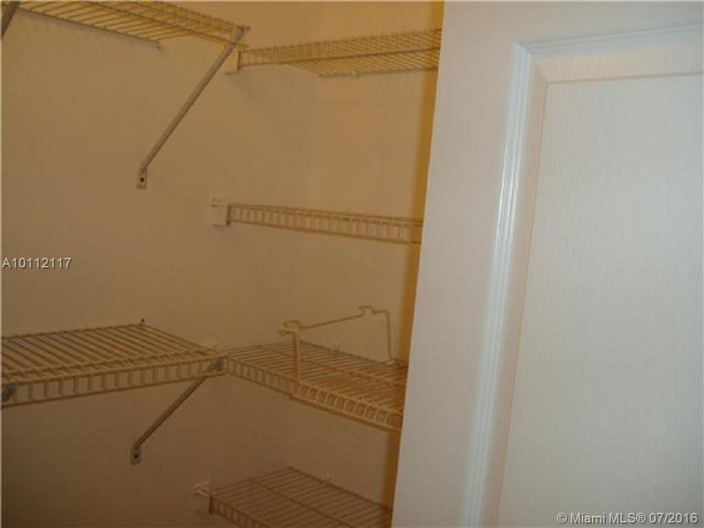 THE COURTS AT DORAL ISLES - Residential Lease