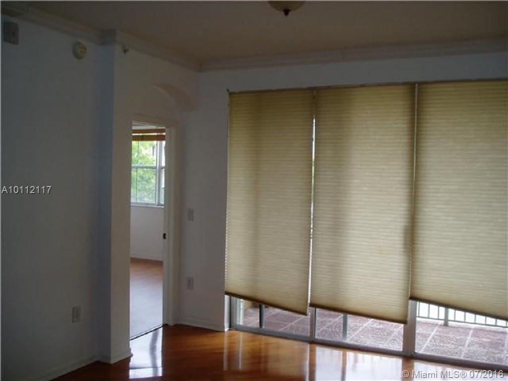 THE COURTS AT DORAL ISLES - Residential Lease