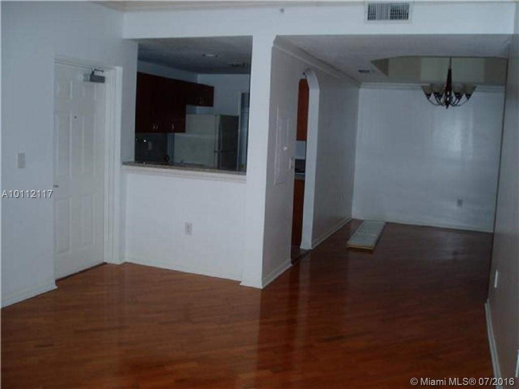 THE COURTS AT DORAL ISLES - Residential Lease