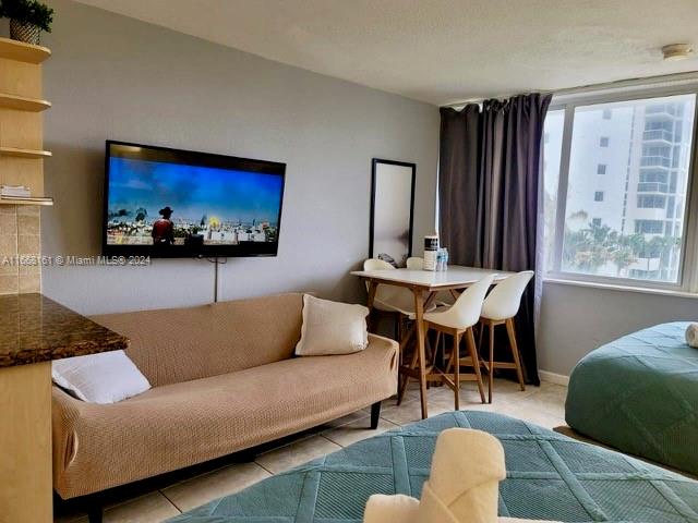 19201 Collins ave 343