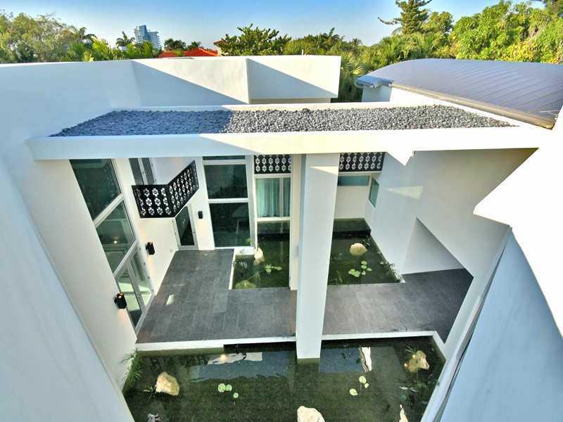 BAL HARBOUR RESIDENTAL SE - Residential