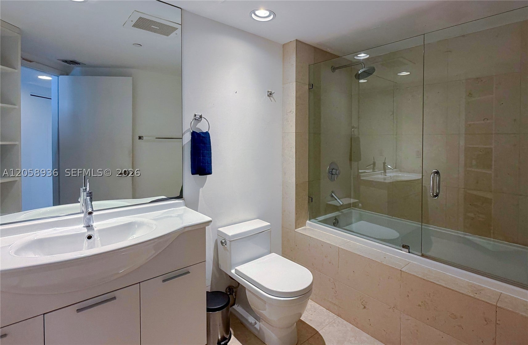 475 Brickell Ave 5008