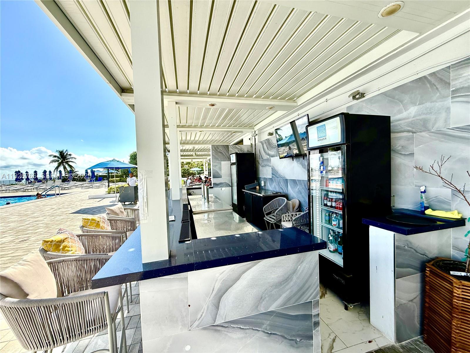 LA MER ESTATES EAST CONDO - Residential Lease