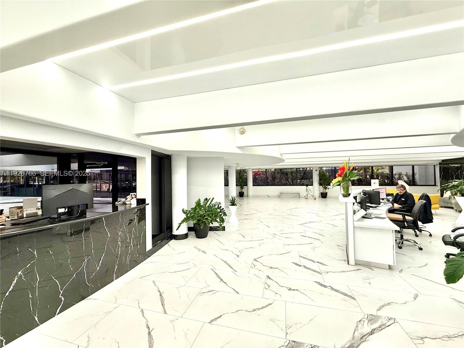 LA MER ESTATES EAST CONDO - Residential Lease