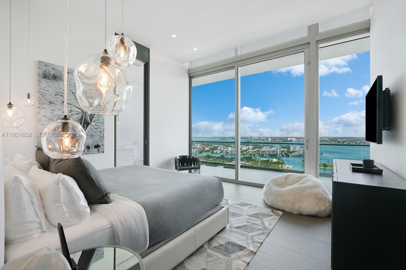 OCEANA BAL HARBOUR CONDO - Residential