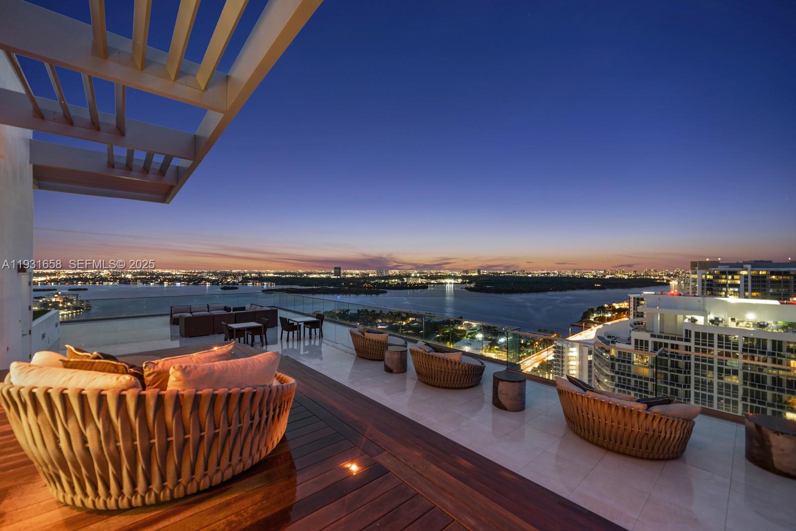 OCEANA BAL HARBOUR CONDO - Residential